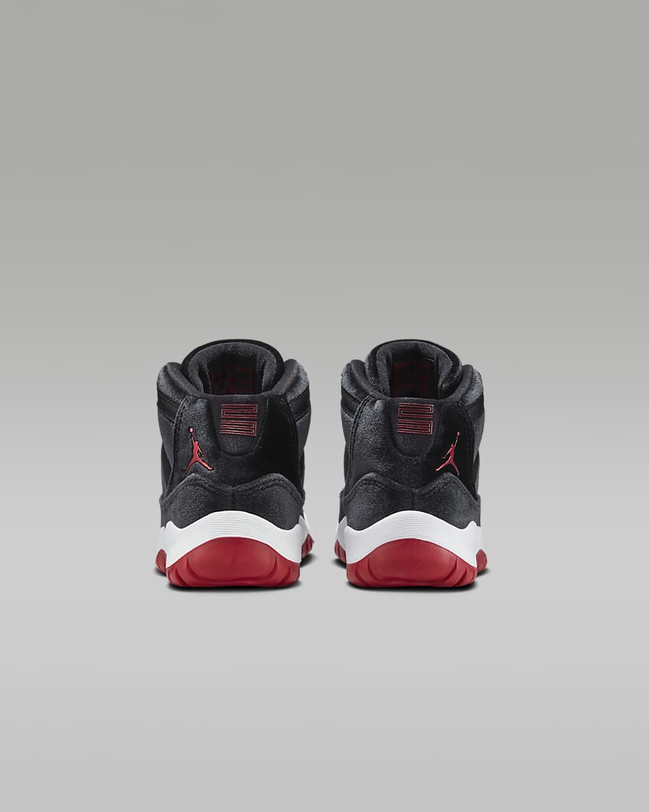 Jordan 11 Retro Bred Velvet Little Kids Shoes. Nike